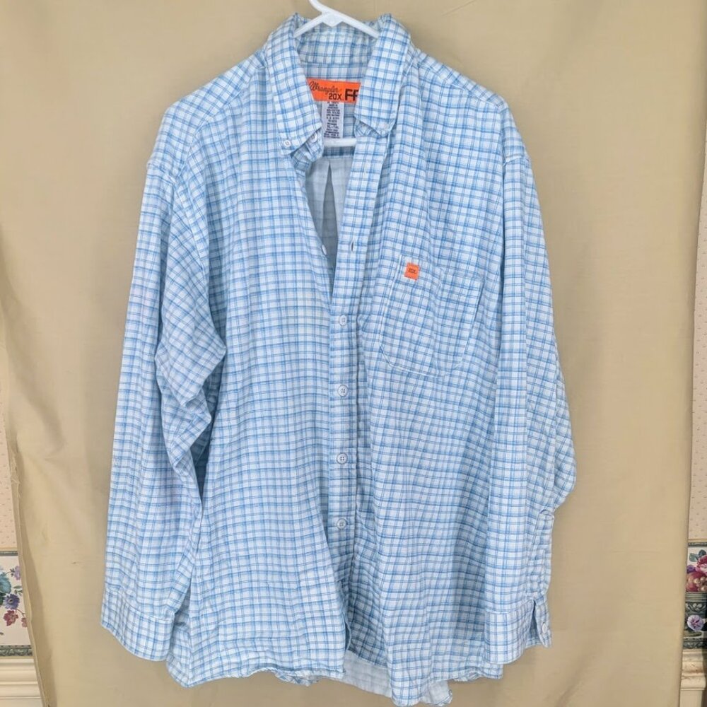 Men's XLT Wrangler FR 20X Flame Resistant Button Down Shirt Like New
